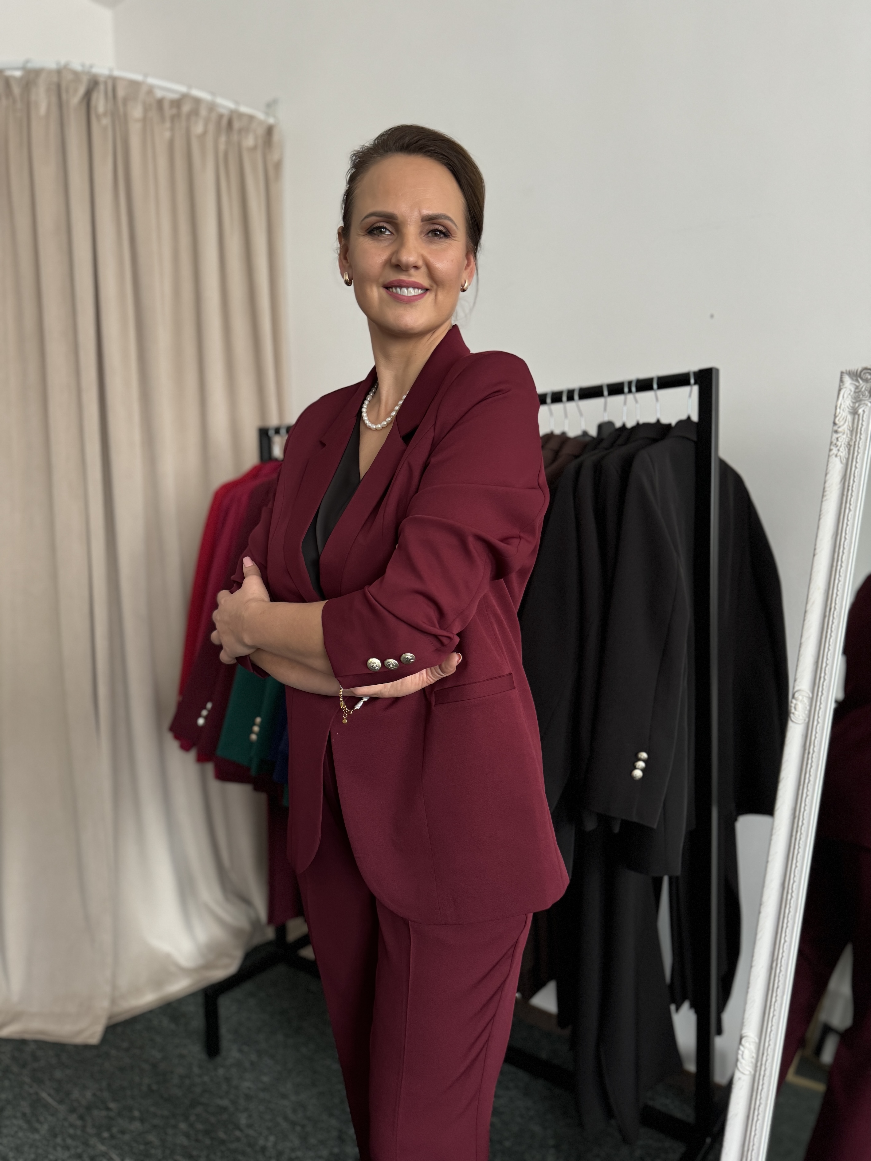 Bordo kostiumėlis Klasika