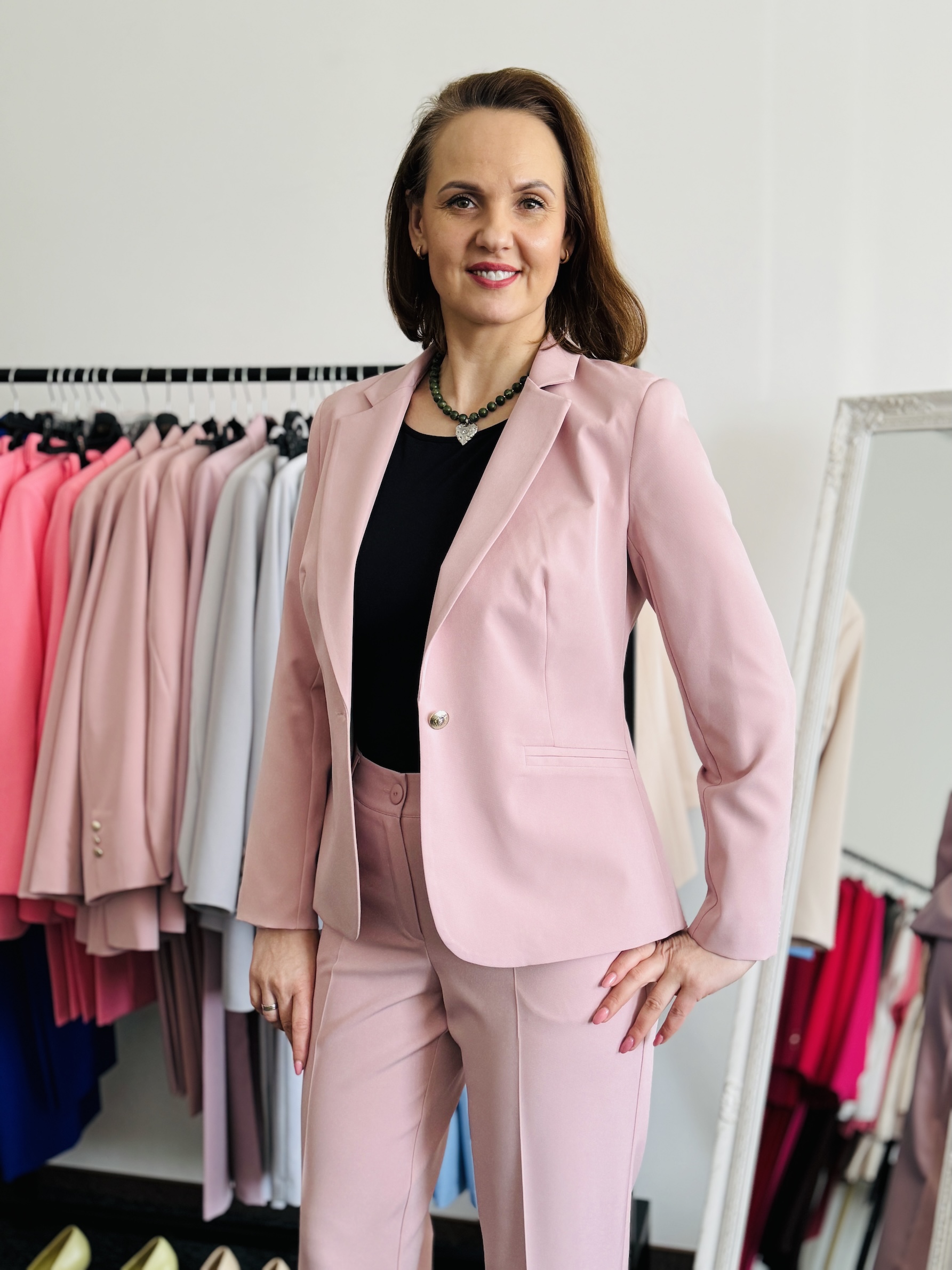 Pelėnų rožinis kostiumėlis Elegancija